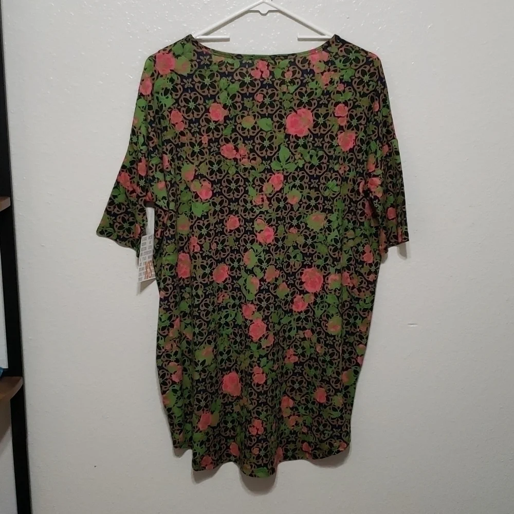 NWT LuLaRoe Irma Tunic,  Floral, Size XS